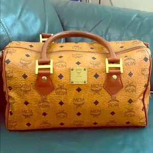 authentic mcm boston speedy 33 conjac(sold)